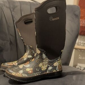 Bogs Boots.  Size 11.  Excellent Condition